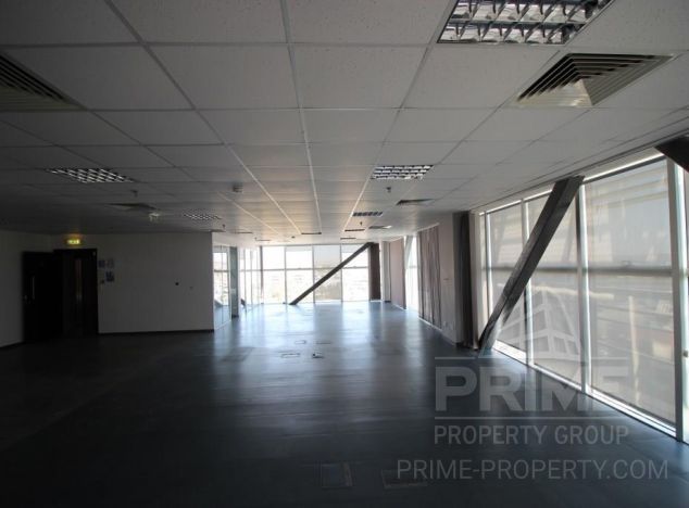 Biuro w rejonie Larnaca (City centre) na sprzedaż