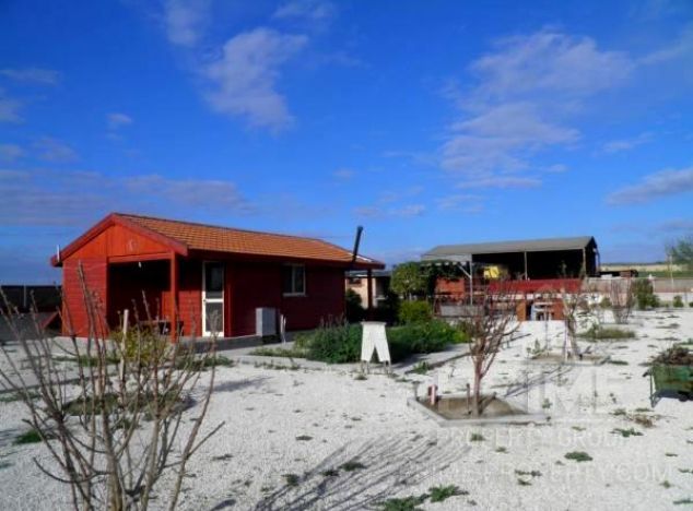 Willa na sprzedaż w Dromoloxia