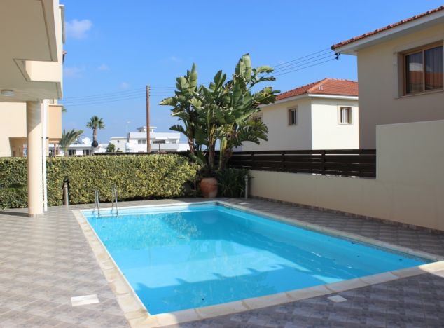 Willa w rejonie Larnaca (Oroklini) na sprzedaż