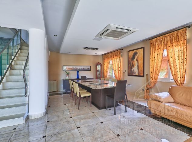 Willa w rejonie Limassol (Agios Tychonas) na sprzedaż