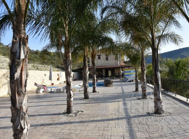 Willa na sprzedaż w Alassa