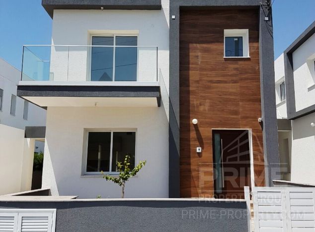 Willa na sprzedaż w Ekali