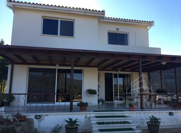 Willa na sprzedaż w Foinikaria