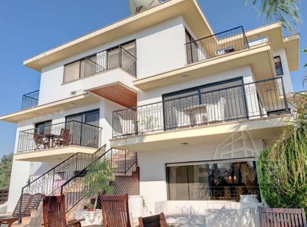 Willa na sprzedaż w Kalogiri