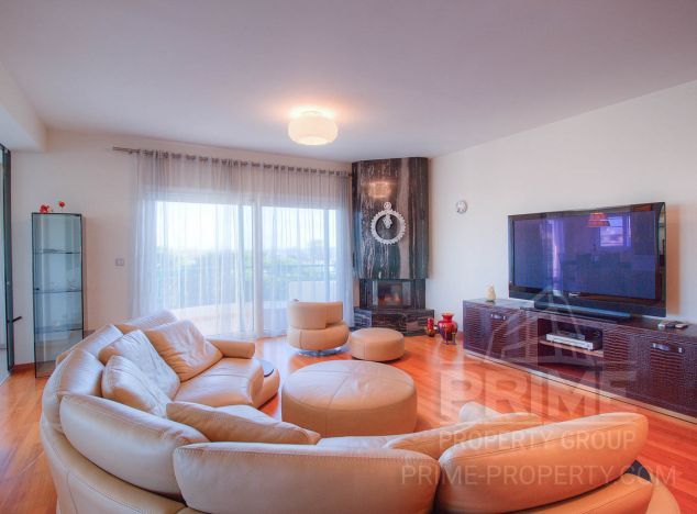 Apartament na sprzedaż w Katholiki