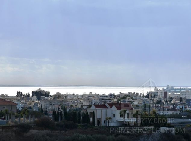 Ziemia na sprzedaż w Mesovounia