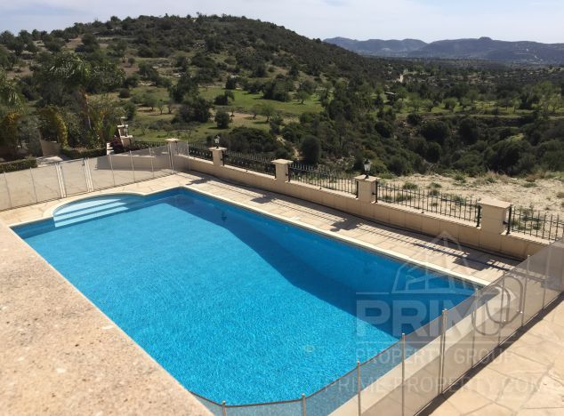 Willa na sprzedaż w Paramitha