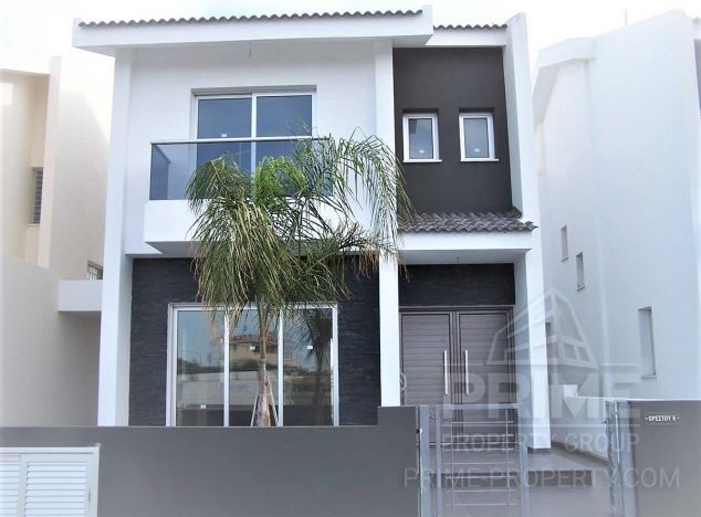 Willa w rejonie Nikozja (Latsia) na sprzedaż