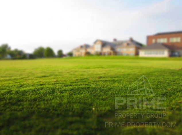 Ziemia na sprzedaż w Chloraka