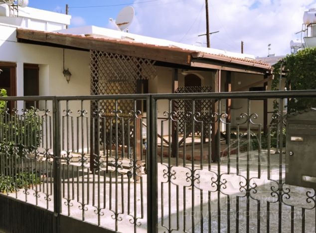 Dom typu Bungalow w rejonie Paphos (Geroskipou) na sprzedaż