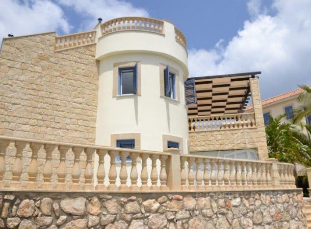 Willa w rejonie  (City centre) na sprzedaż