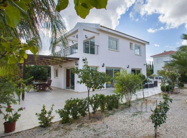 Willa w rejonie  (Center) na sprzedaż