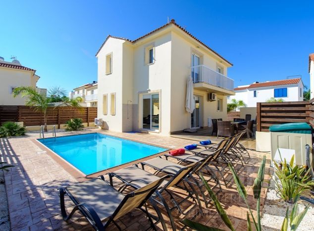 Willa w rejonie  (Pernera) na sprzedaż