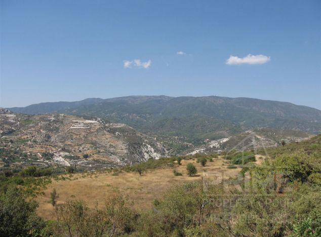 Ziemia na sprzedaż w Pera Pedi