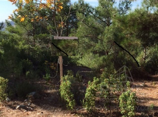 Ziemia w rejonie  (Platres) na sprzedaż