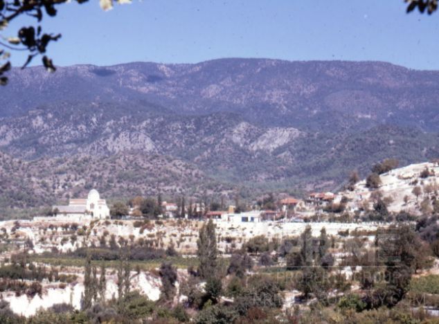 Ziemia na sprzedaż w Trimiklini