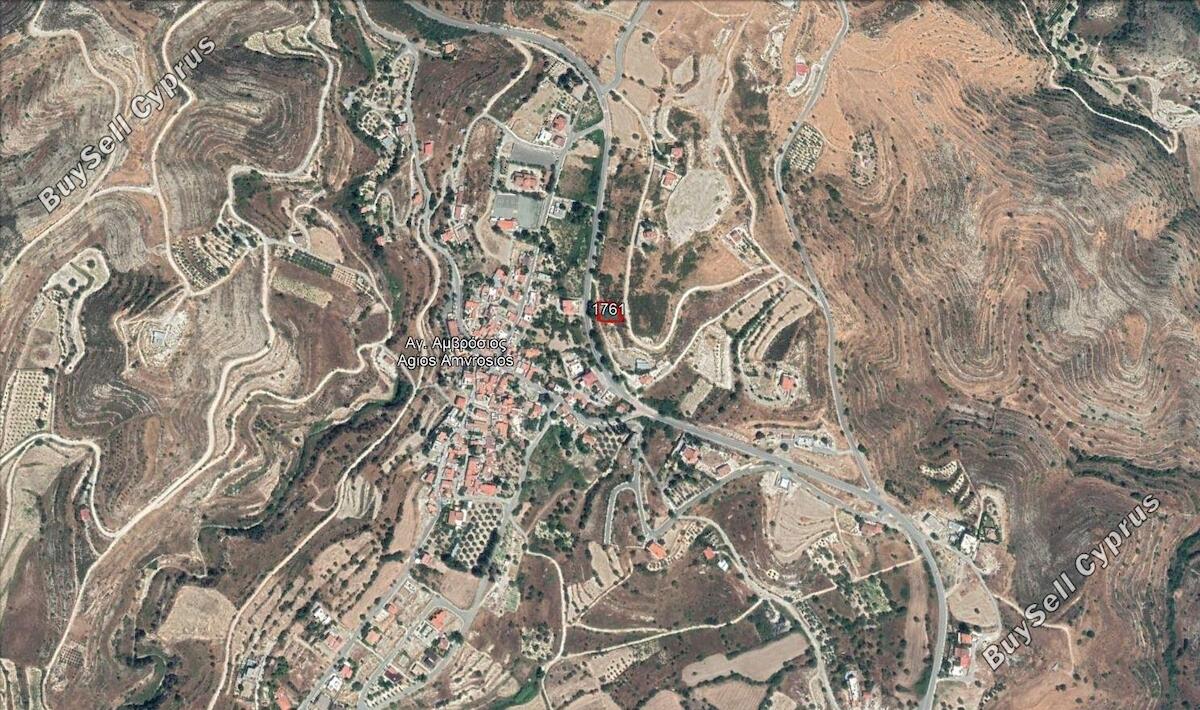 Ziemia na sprzedaż w 836600