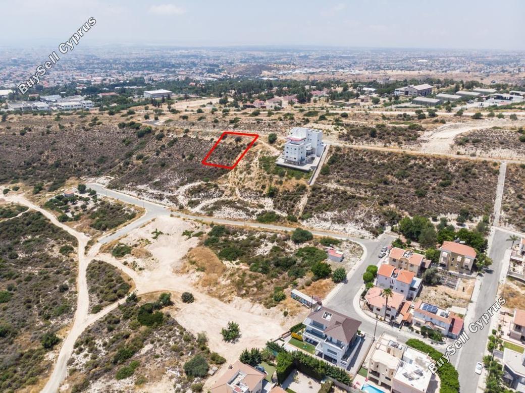 Ziemia na sprzedaż w 839400