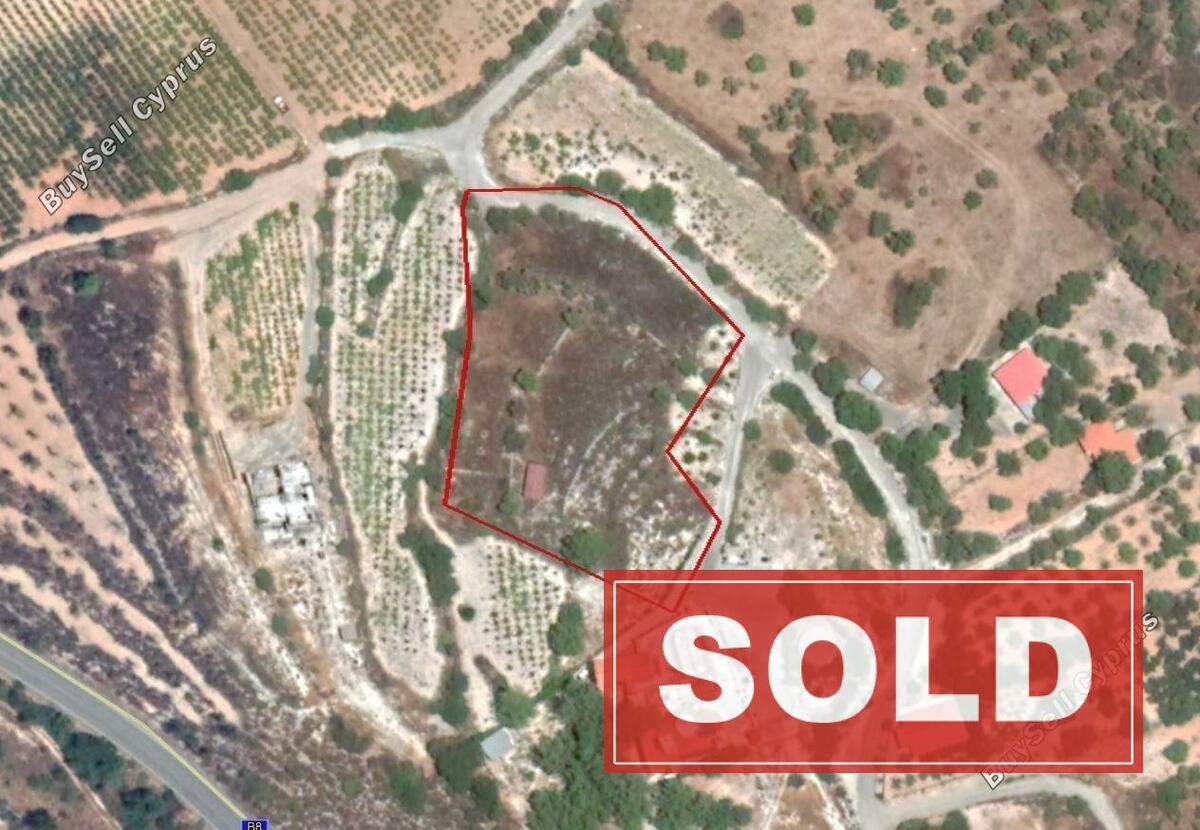 Ziemia na sprzedaż w 847533