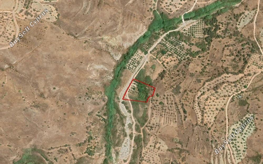 Ziemia na sprzedaż w 853163