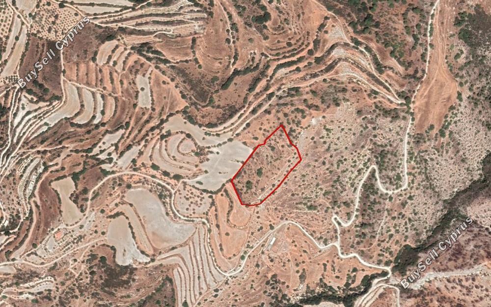 Ziemia na sprzedaż w 853173