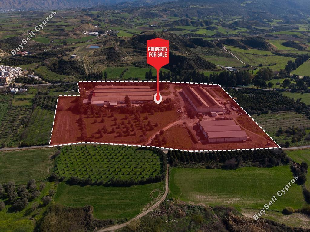 Dom na sprzedaż w 859672