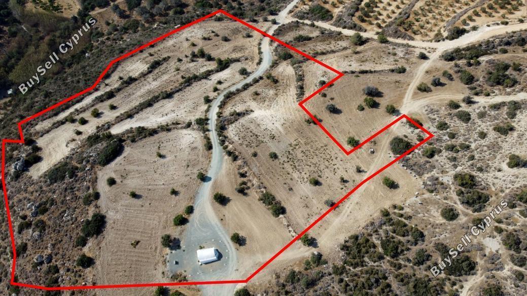 Ziemia na sprzedaż w 860132