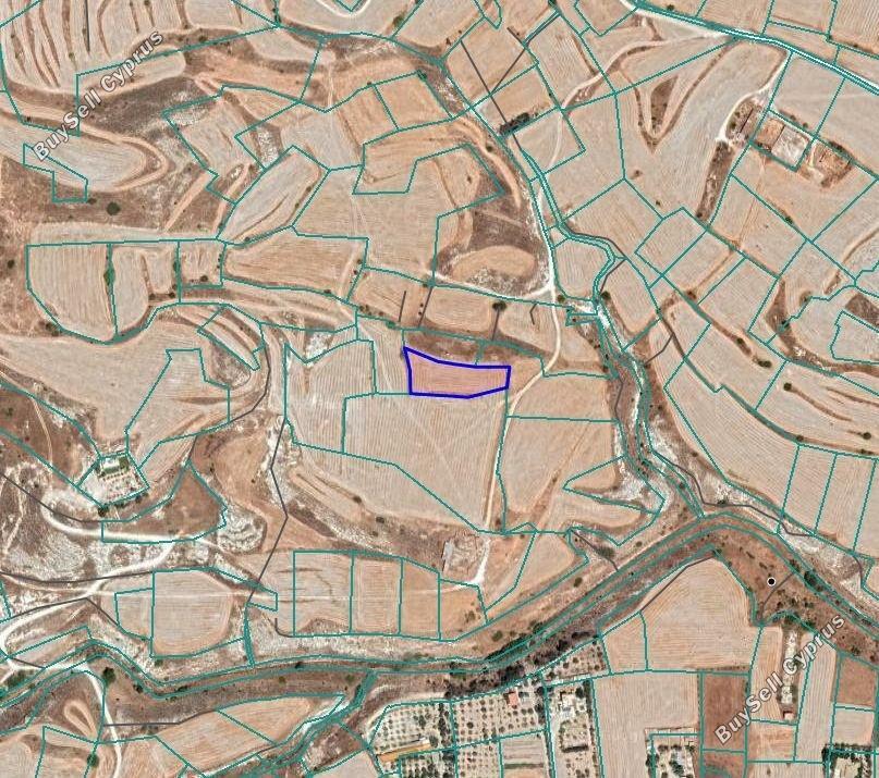 Ziemia w rejonie Larnaca (Aradippou) na sprzedaż