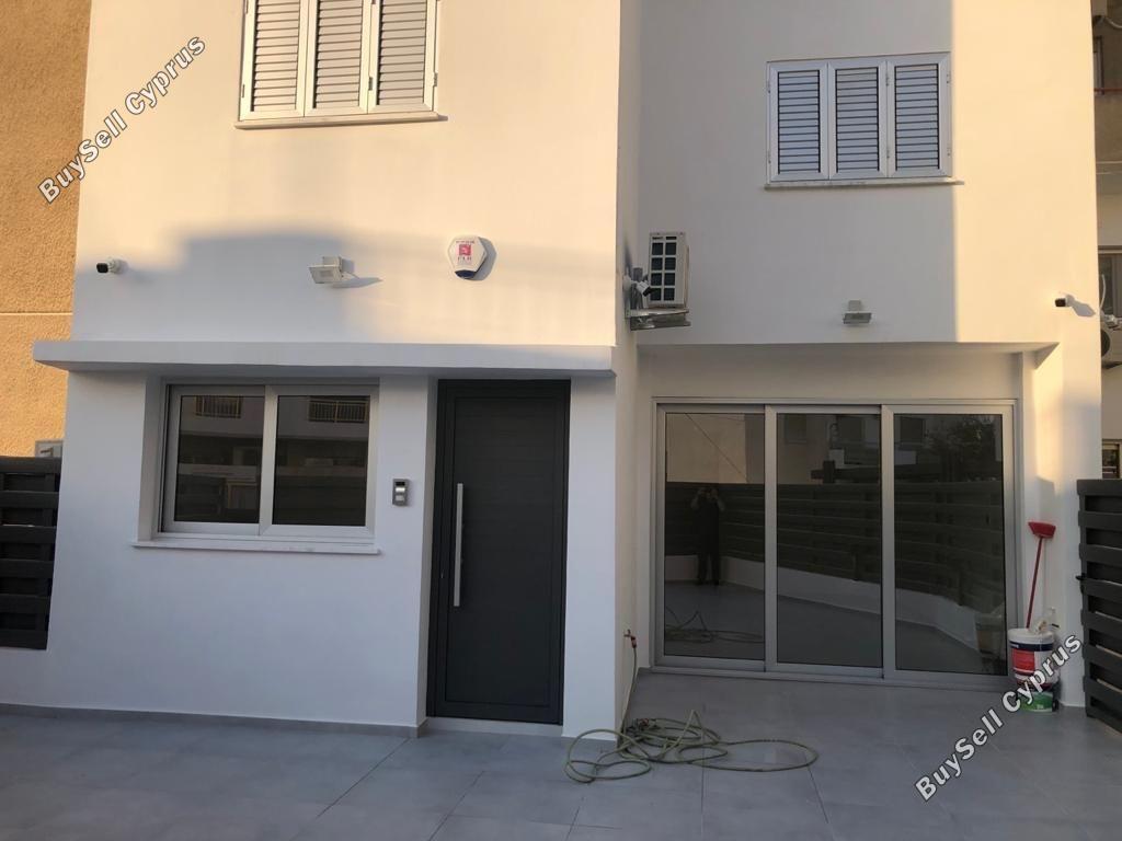 Apartament na sprzedaż w Lykavitos