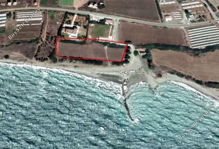 Ziemia na sprzedaż w Maroni