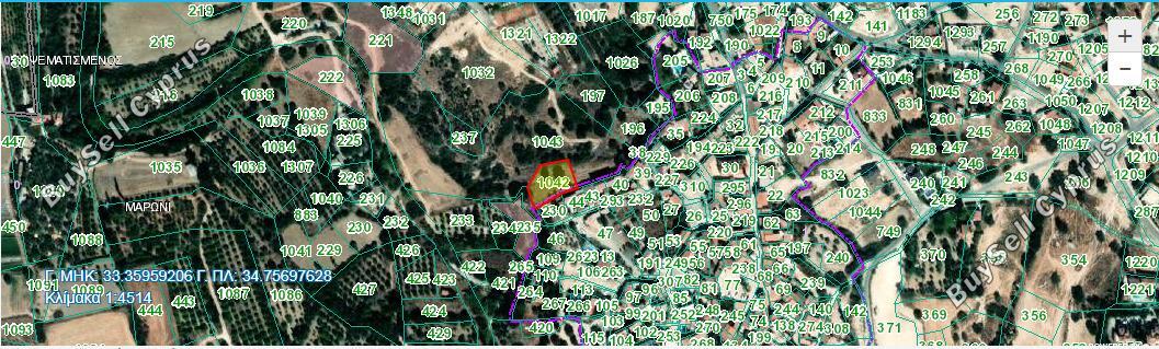 Ziemia na sprzedaż w Maroni