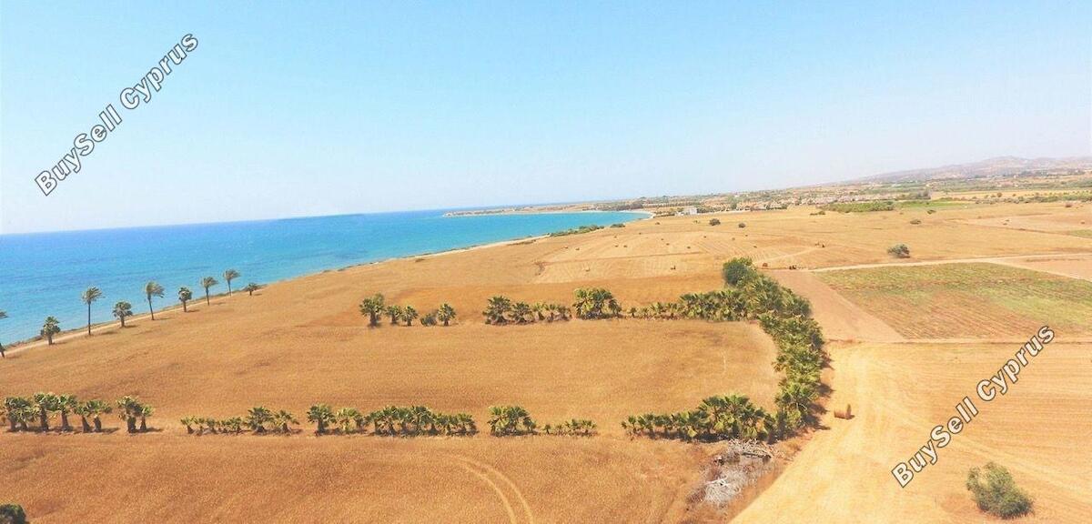 Ziemia na sprzedaż w Mazotos