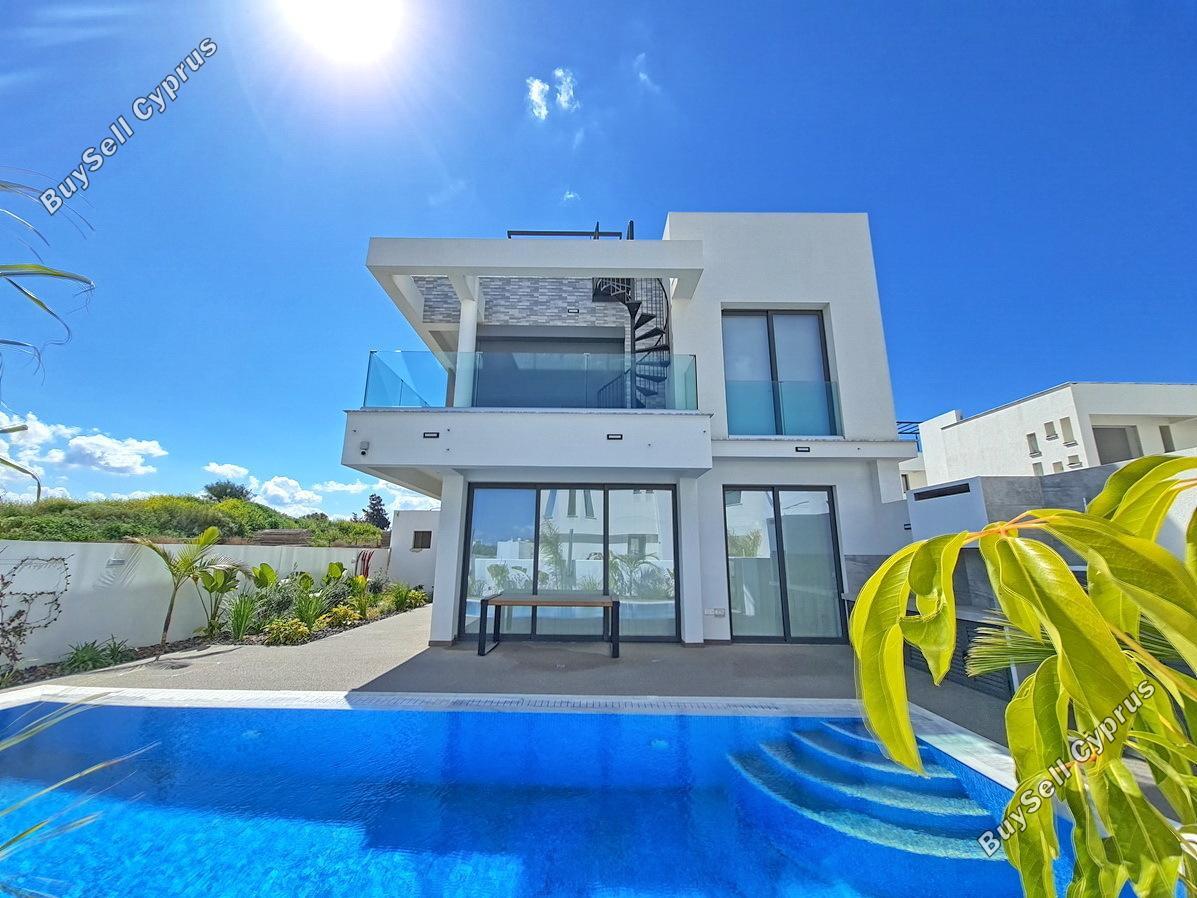  na sprzedaż w Pernera