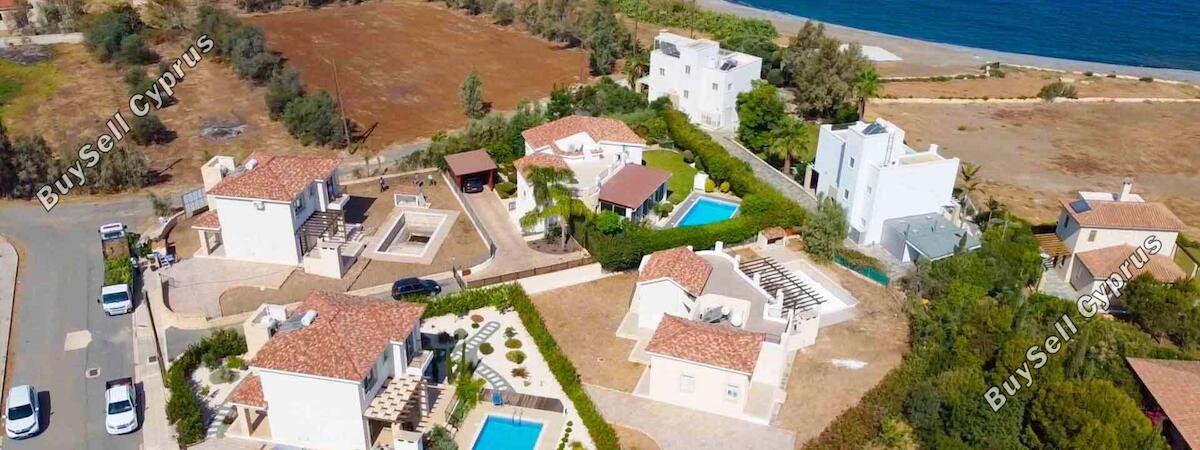  na sprzedaż w Pomos